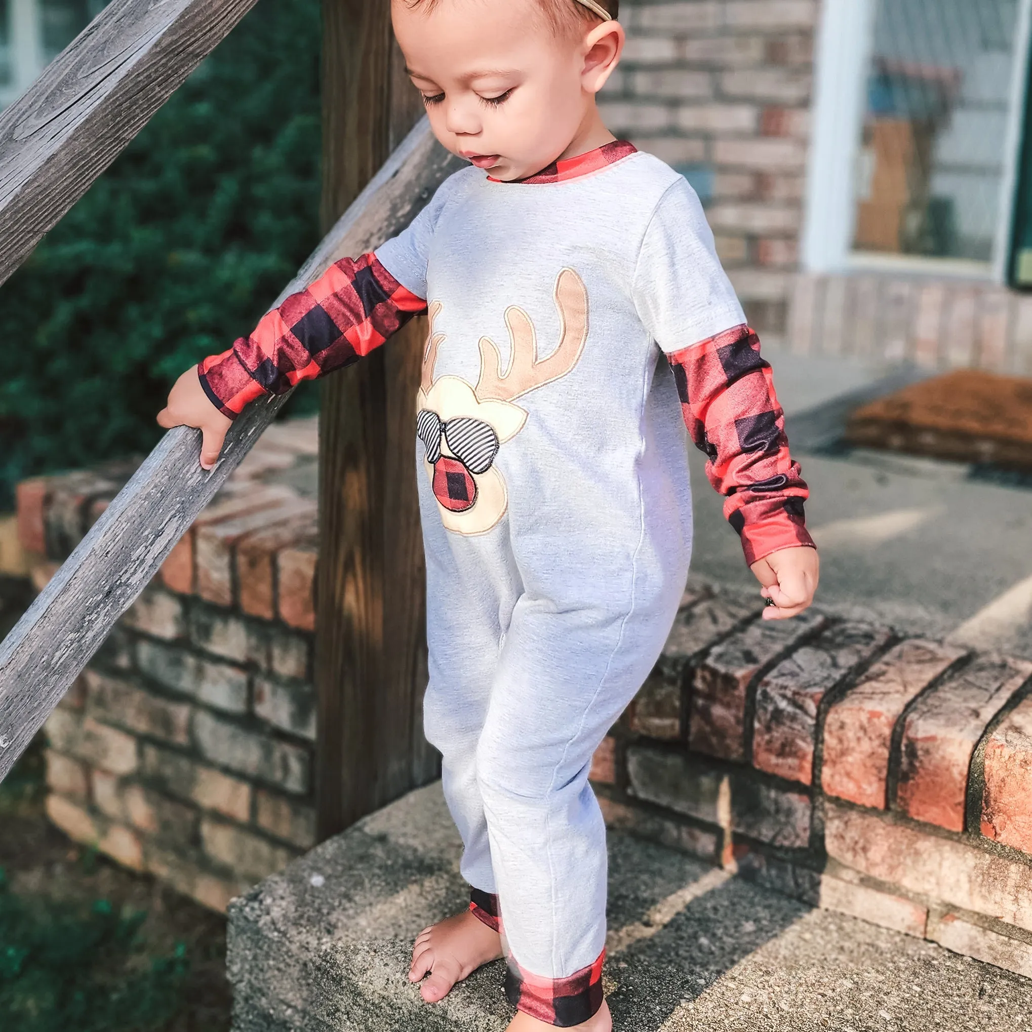 AnnLoren Baby Boys Unisex Holiday Christmas Reindeer Plaid Cotton Romper