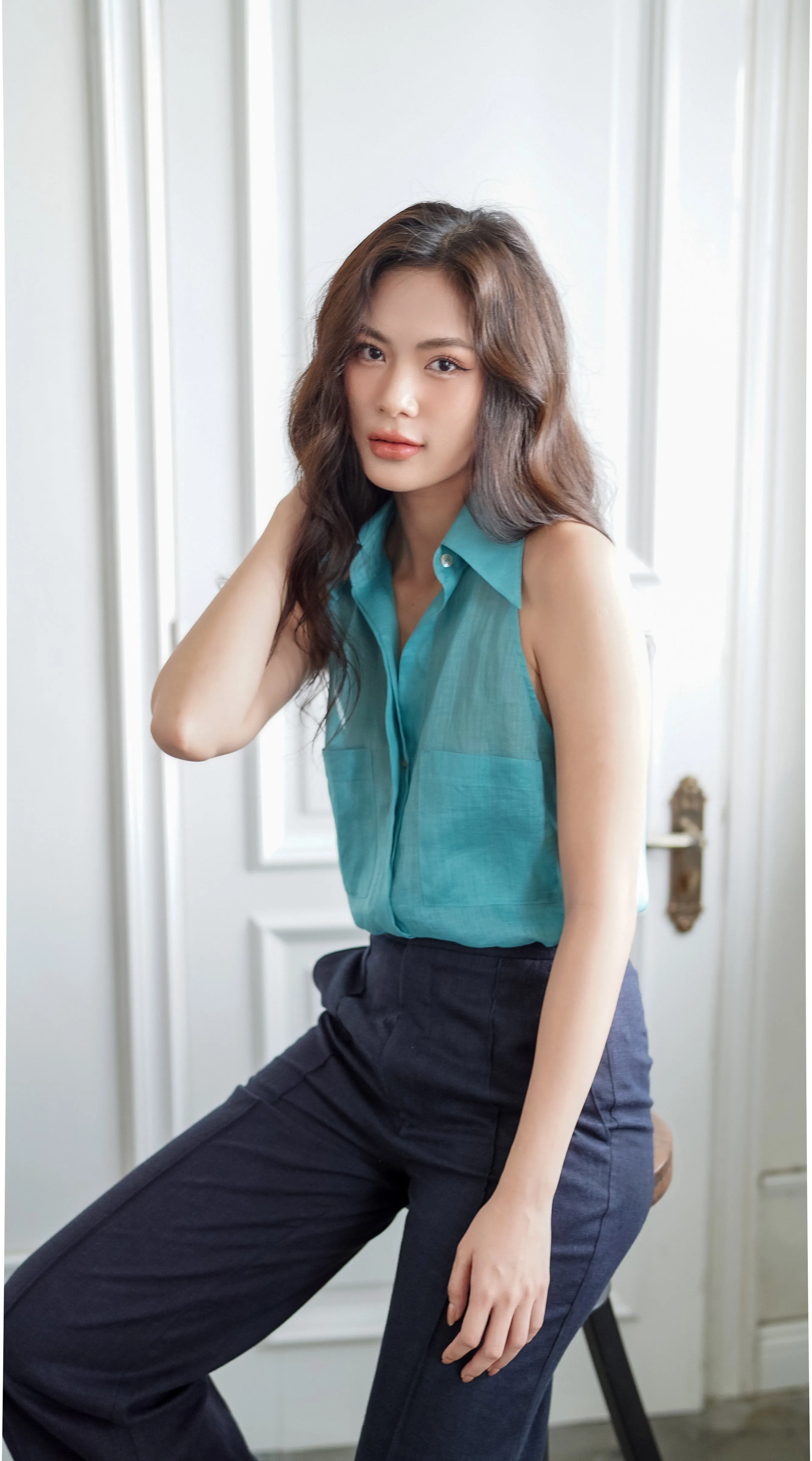 Aqua Sleeveless Linen Shirt