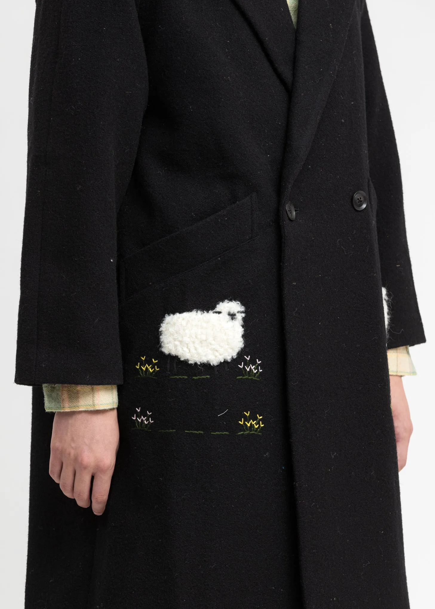 Black Surfork Wool Embroidery Coat