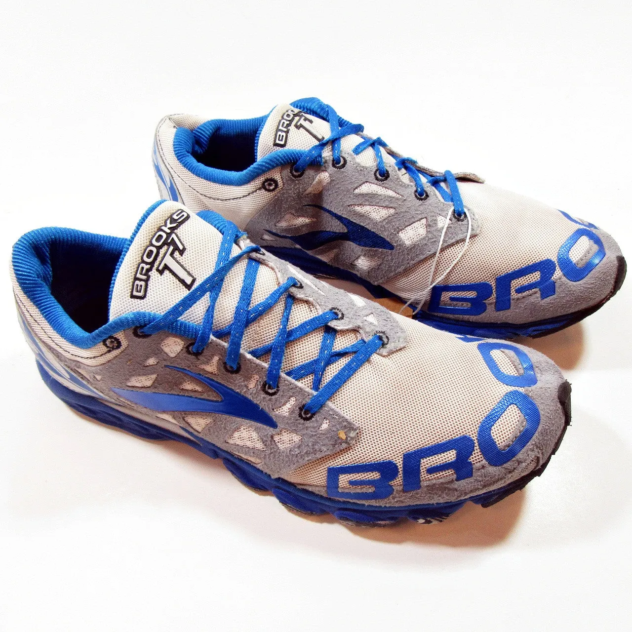 BROOKS - T7