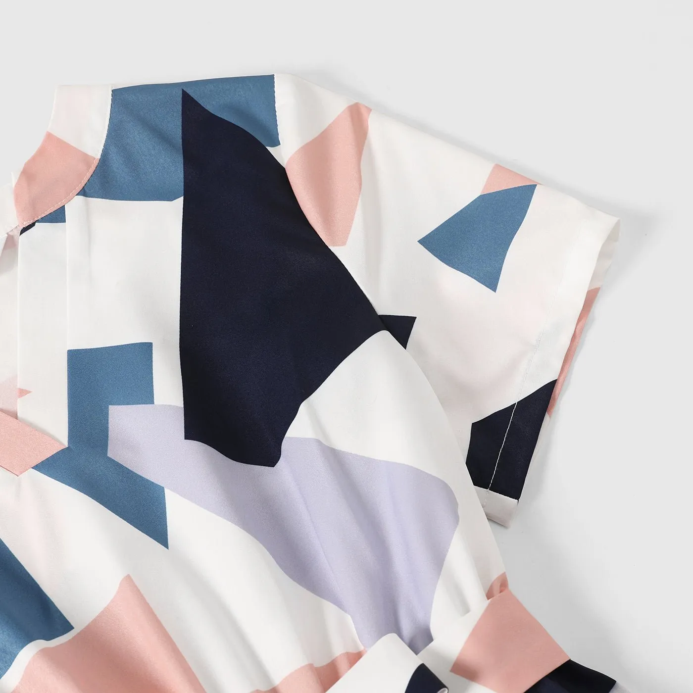 Family Matching Allover Geo Print V Neck Belted Short-sleeve Dresses and Colorblock T-shirts Sets
