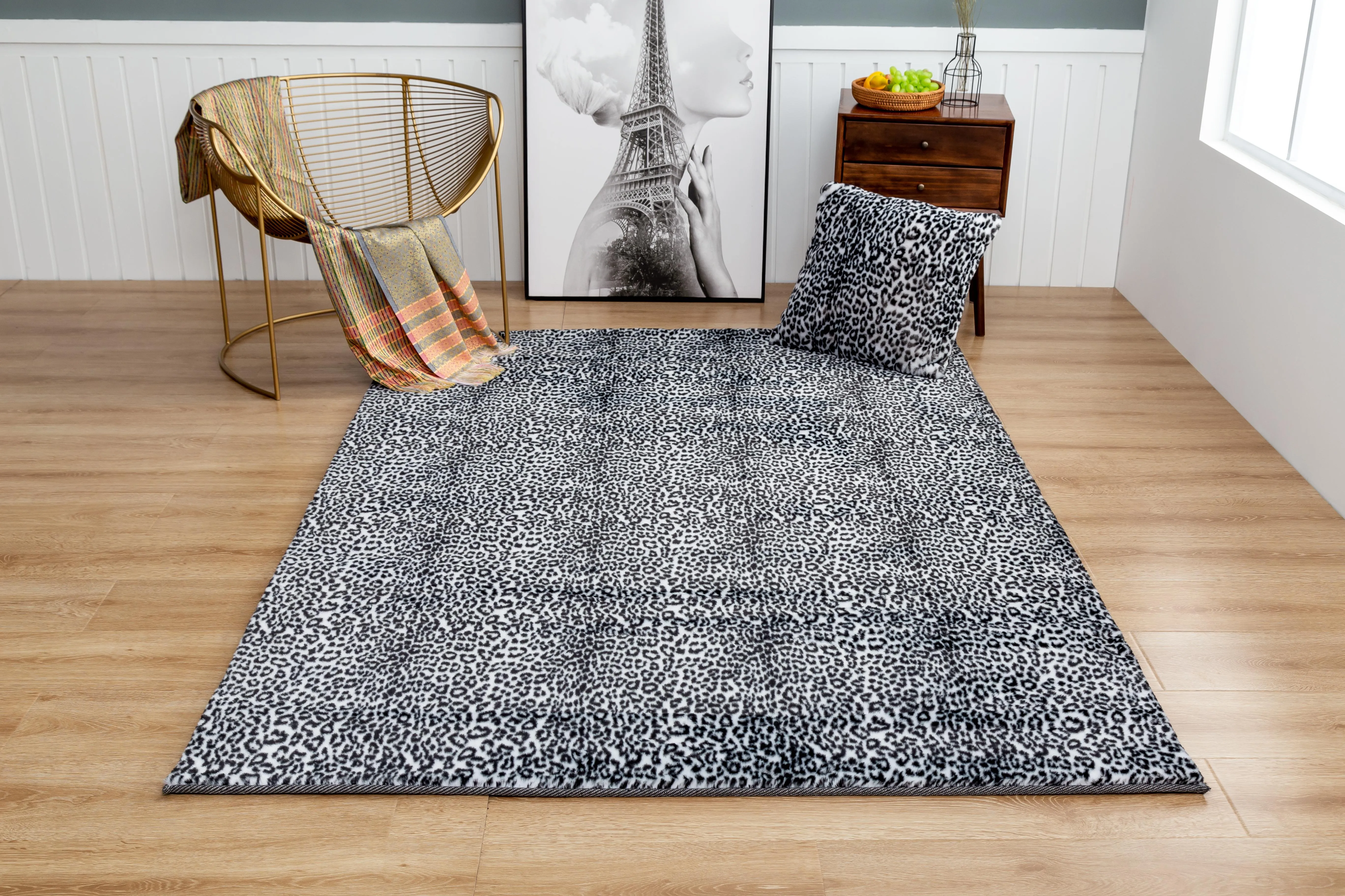 FAUX Pillow - 20'' x 20'' - FU04P