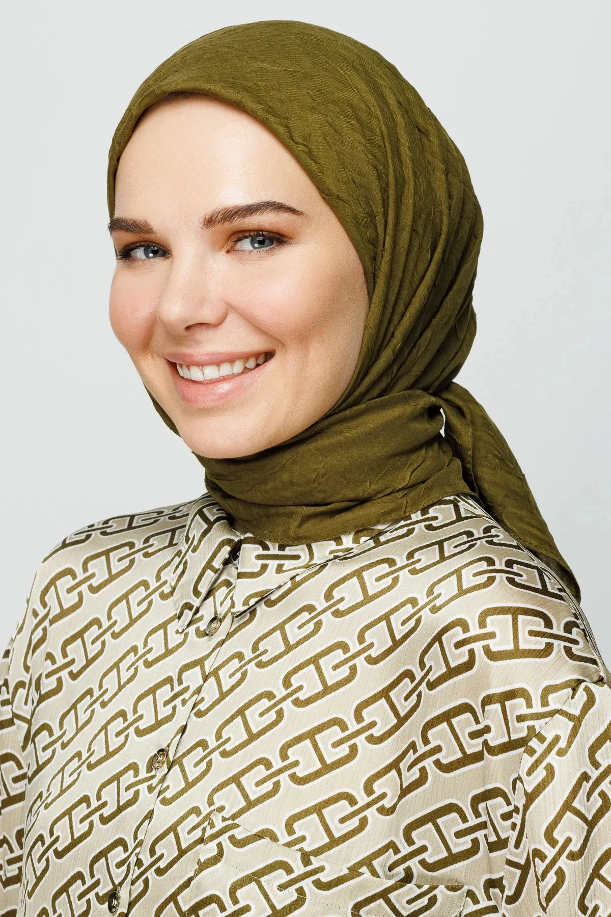 Oil Green Bamboo Square Scarf