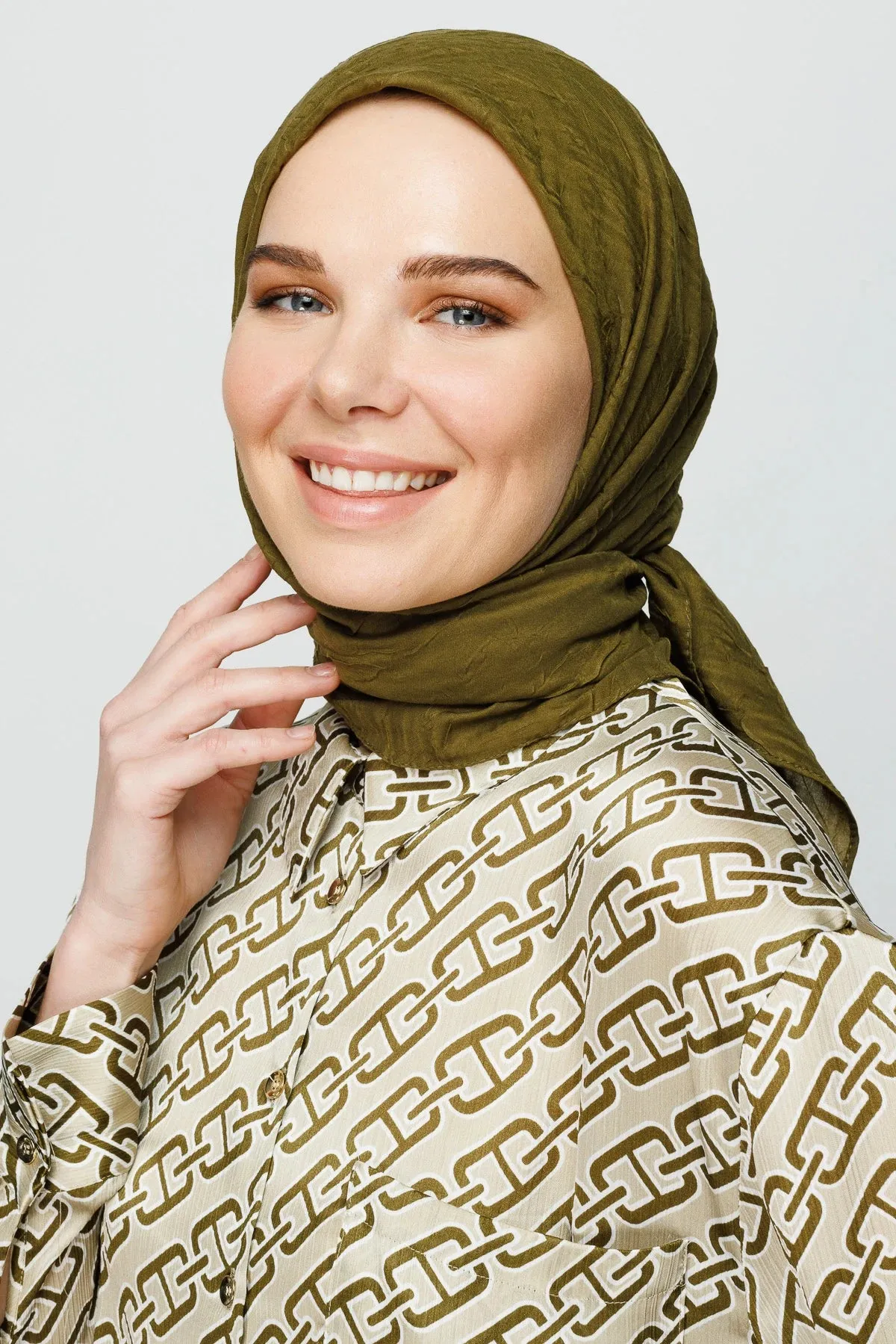 Oil Green Bamboo Square Scarf