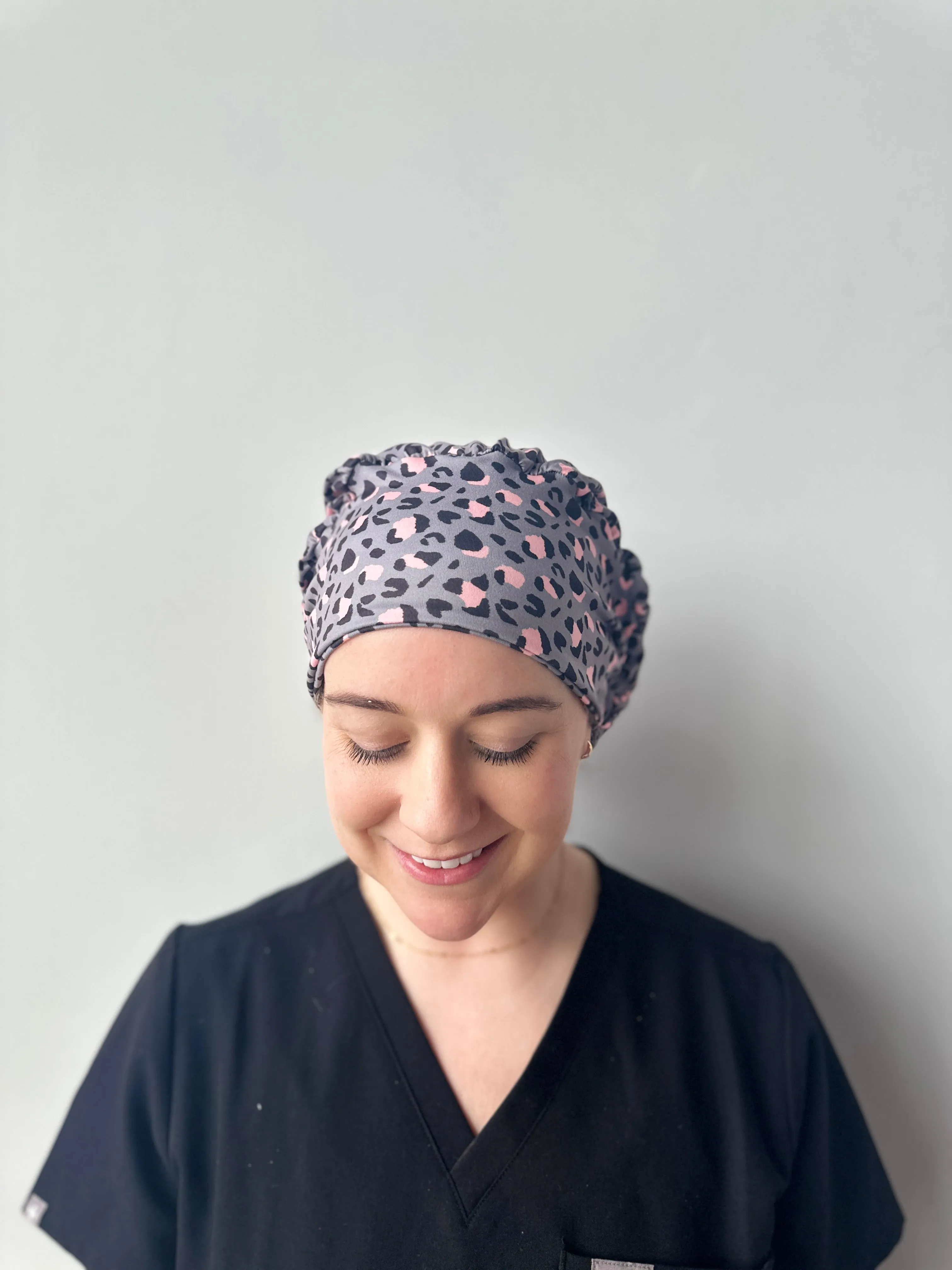 Scrub Hat - Grey & Pink Leopard