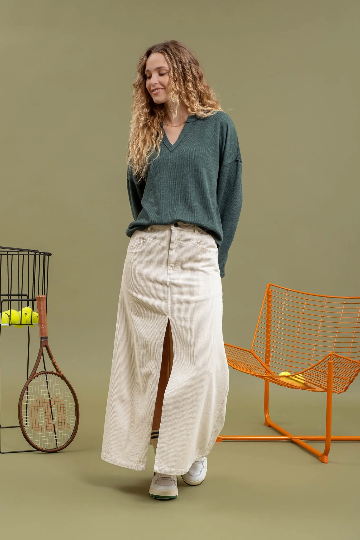 SOLID NOTCH NECK KNIT TOP